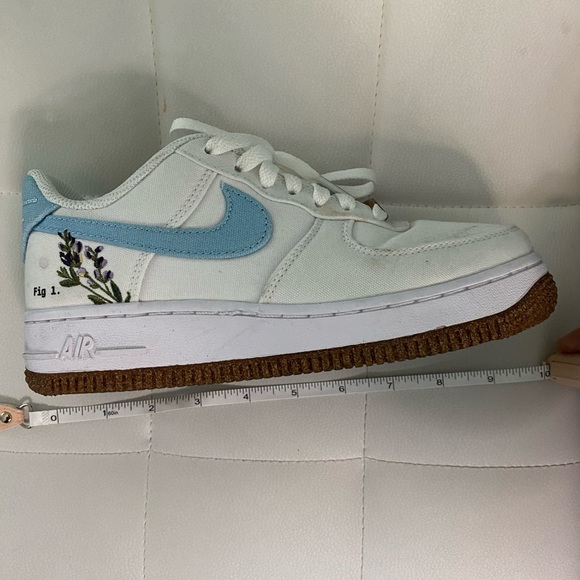 Nike Air Force 1 '07 SE - Picture 4 of 5
